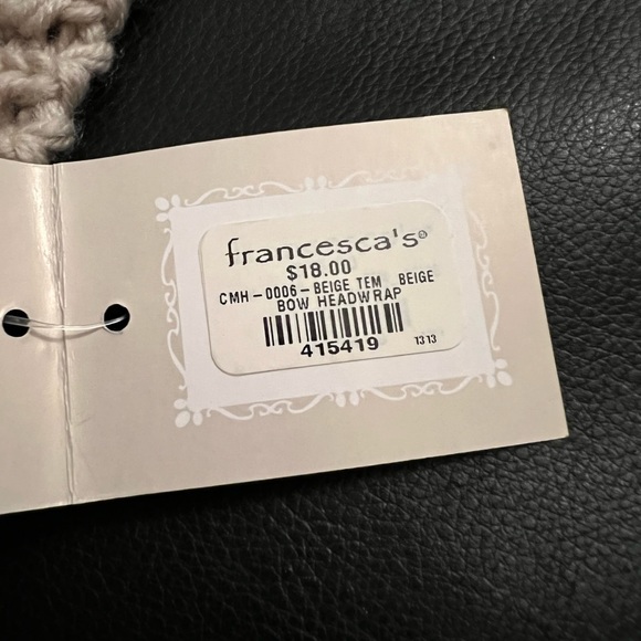 FRANCESCA’S - beige bow head wrap - Picture 3 of 3